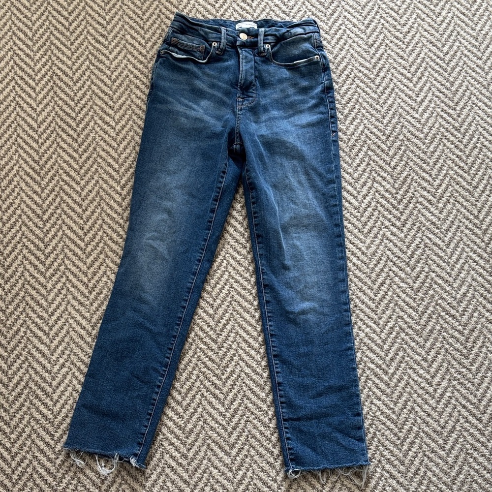 Good American Good Legs Raw Hem Cigarette Jeans